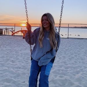 Meet your Posher, Brooke